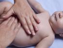 Отсутствие стула у грудного малыша – почему происходит и как помочь?